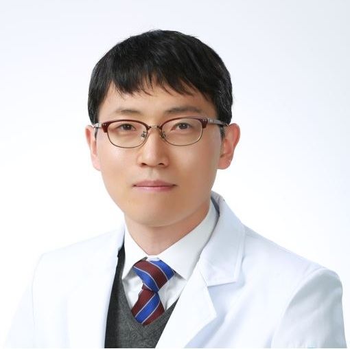 서울봄연합의원 이충형 원장