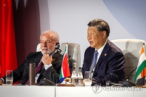 룰라 브라질 대통령(좌)과 시진핑 중국 국가주석