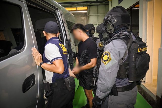 태국 특공대 3명이 동원된 전모씨 태국 방콕 현지 송환 현장