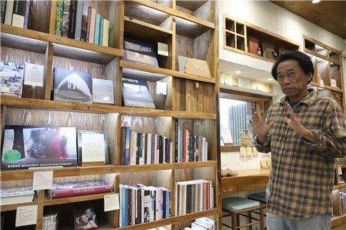 도서관 인테리어 총괄한 곽승호 전 서학동예술마을 촌장