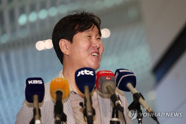 류지현 한국 야구 대표팀 감독