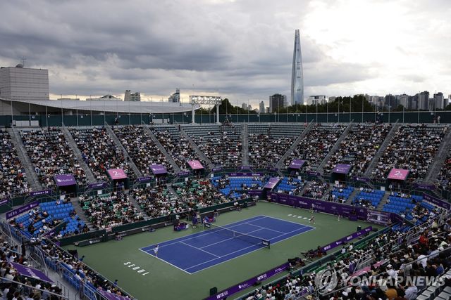 준결승이 열린 20일 올림픽코트 관중석 전경