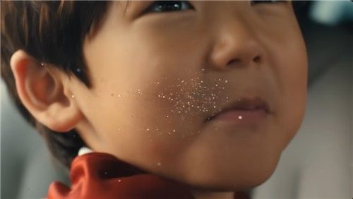 차량 내에서 피운 전자담배 속 유독성 물질이 불러일으키는 간접흡연을 표현한 영상