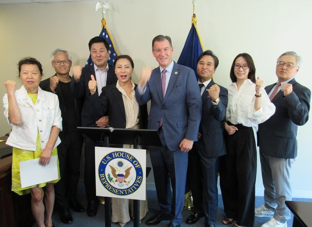 톰 수오지 美 의원, 한국인 전문직 비자 법안 발의 기자회견