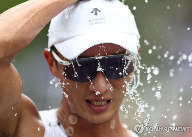 역주하는 최병광