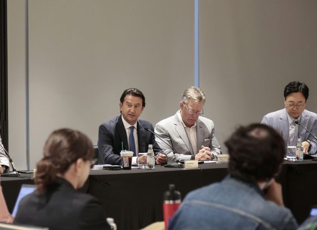 기자간담회 발언 중인 현대차 무뇨스 사장