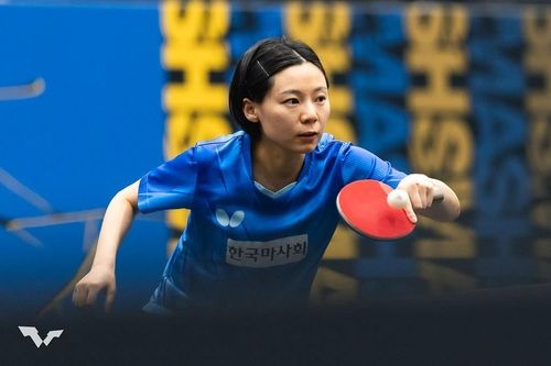 WTT 시리즈에 출전한 최효주의 경기 장면 