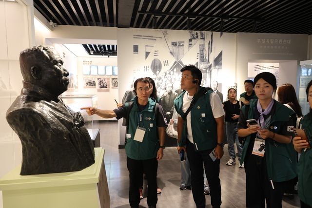 중국 충칭 임시정부 청사 찾은 탐방단