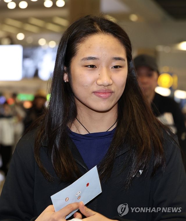 귀국하는 안세영