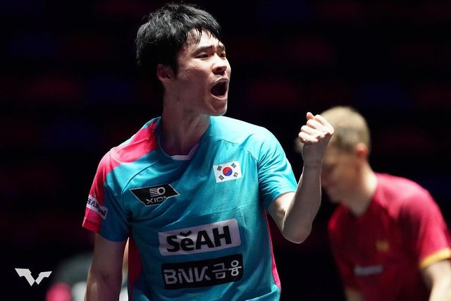 파이팅 외치는 한국 남자탁구 간판 장우진