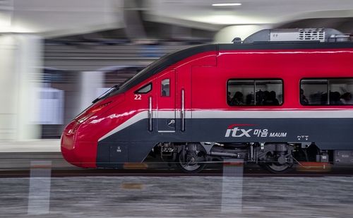 서해선 운행하는 ITX-마음