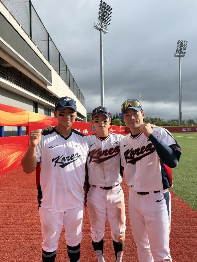 왼쪽부터 류현준, 전다민, 곽동효.