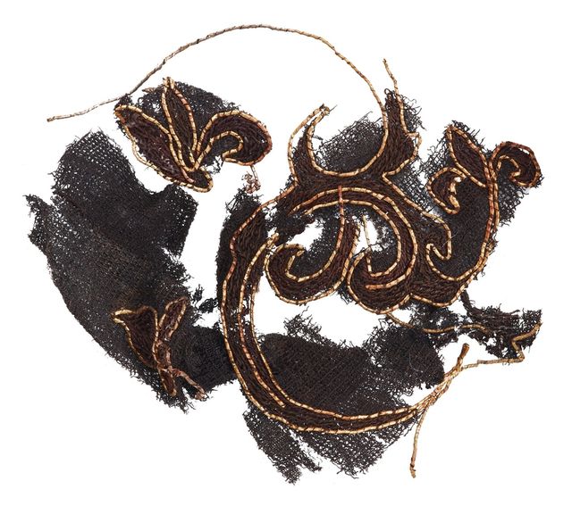 미륵사지 서탑에서 나온 미륵사지 직물 금사자수