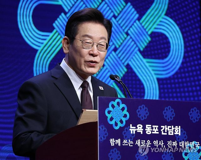 李대통령, 뉴욕서 교민들과 간담회…"세계가 걱정했지만 민주국가로 돌아와"