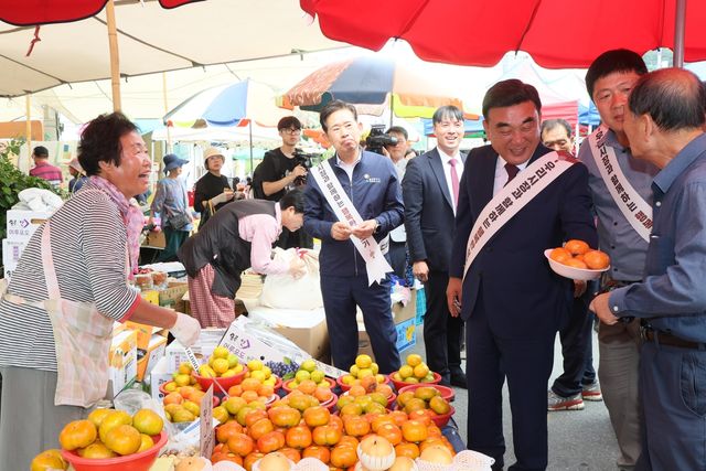 울산시-한국수력원자력 새울원자력본부, 남창옹기종기시장 장보기 행사 열어