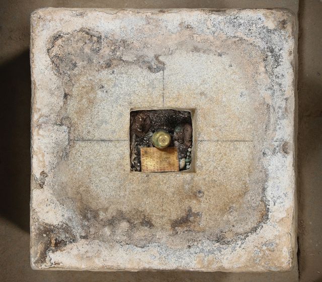 사리장엄 최초 노출 상태