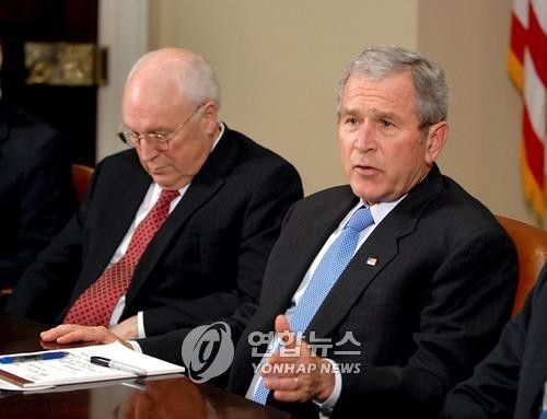 체니(좌)와 부시