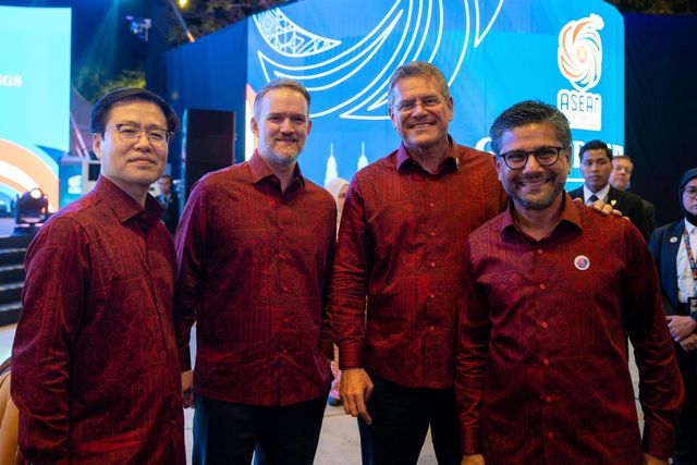 통상본부장, 미·EU 무역수장 등과 기념사진