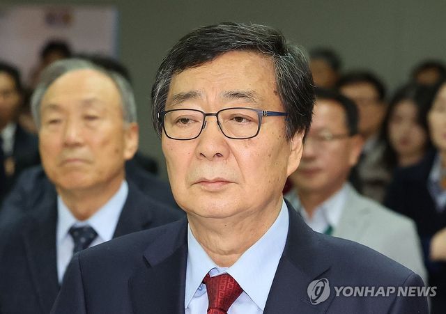'DJ 차남' 김홍업 김대중평화센터 이사장 별세