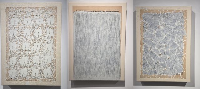 박서보 연작 '신문지 묘법' 