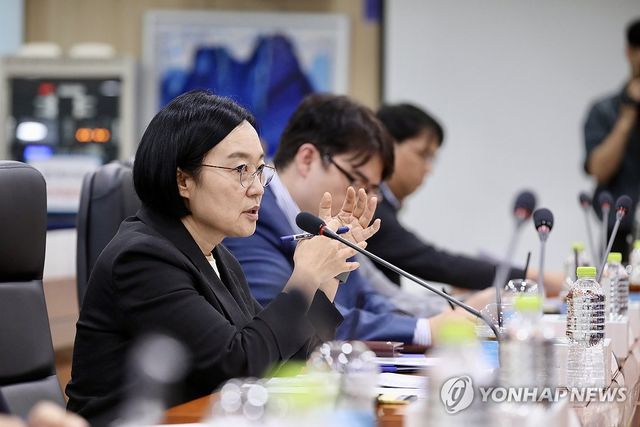 인사말 하는 한성숙 장관