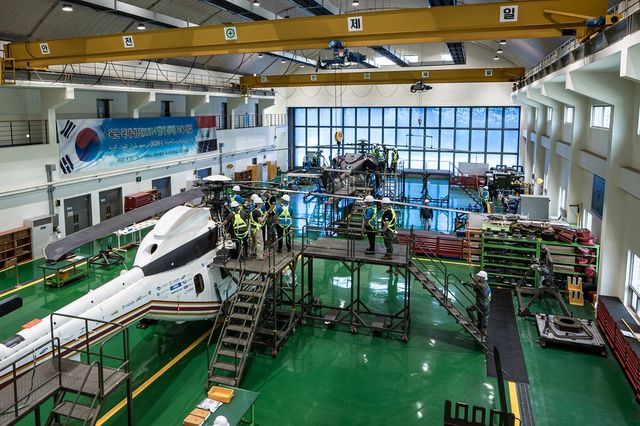 육군, 이라크에 국산 헬기 수리온 정비교육