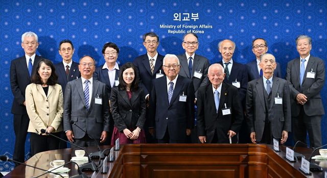 김진아 외교부 2차관과 일한문화교류기금 대표단