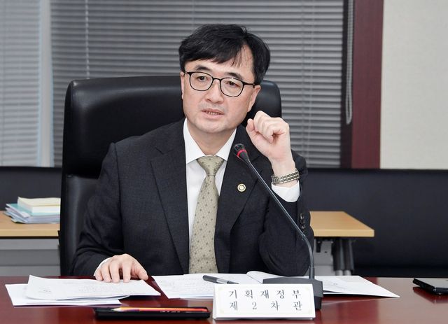 임기근 차관, 재정구조 혁신 전담반 출범 회의