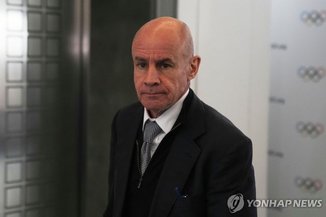 요한 엘리아쉬 FIS 회장