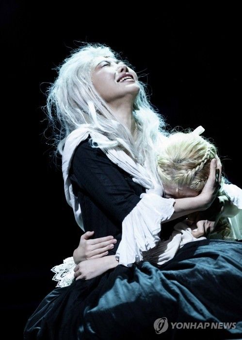 뮤지컬 '마리 앙투아네트' 중 한 장면 