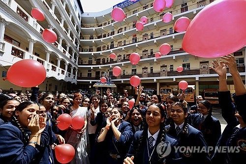 인도 국제학교 학생들