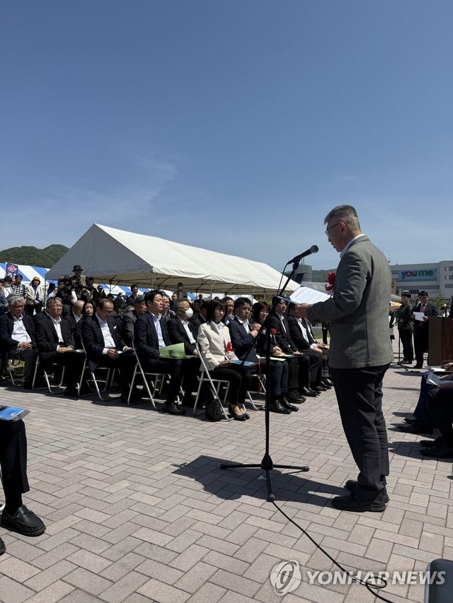 인사말 하는 이은석 국립해양유산연구소장