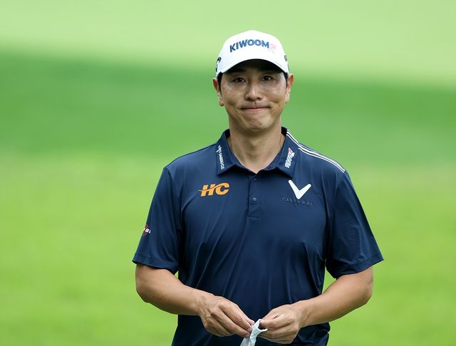 그린을 응시하는 배상문.