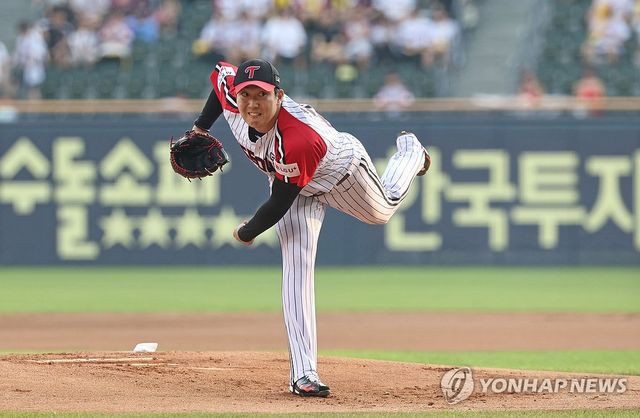 역투하는 LG 선발 손주영