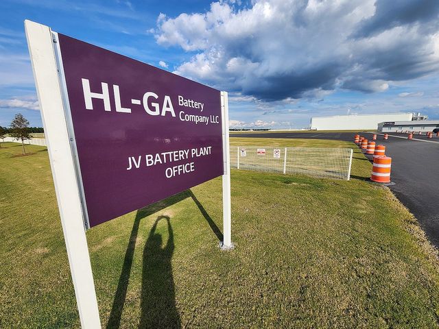 텅 빈 미 현대차-LG엔솔 배터리 공장 건설 현장