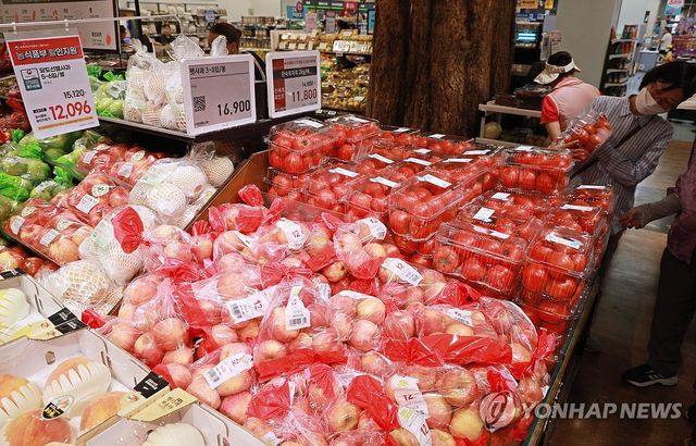 차례상 장보기 비용, 4년만에 20만원대로
