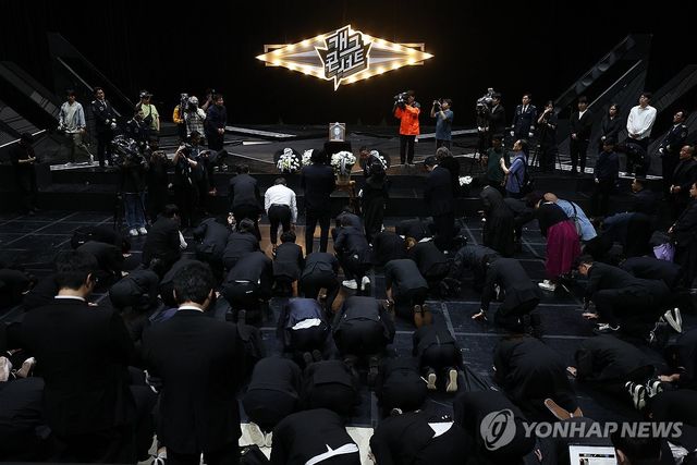 고 전유성 추모하는 동료들