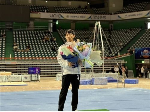 27일 부산 사직체육관에서 열린 전국체전에서 은퇴한 양학선. 