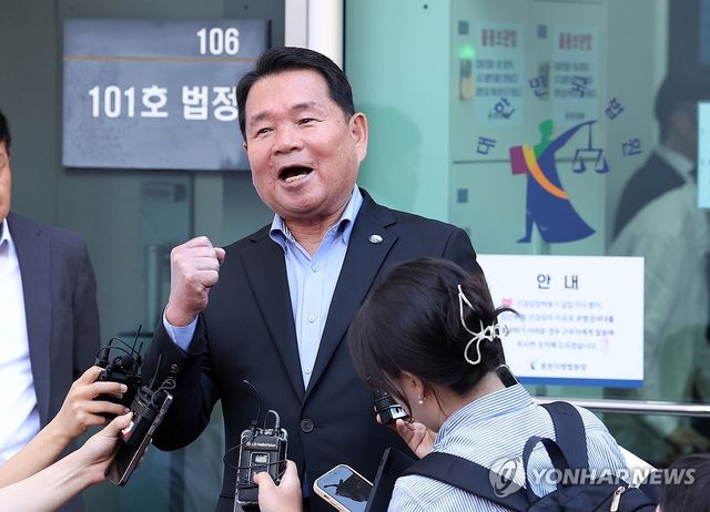 심경 밝히는 신경호 강원교육감