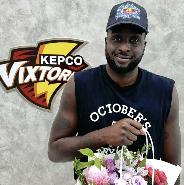 한국전력 선수단에 합류한 베논