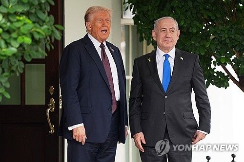 도널드 트럼프 미국 대통령(왼쪽)과 베나민 네타냐후 이스라엘 총리