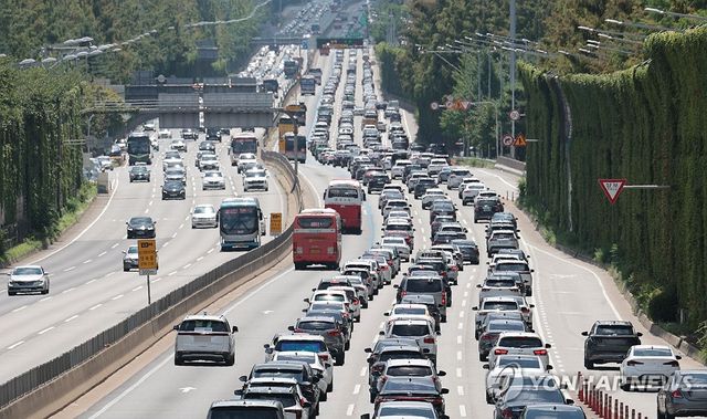 정체 빚는 고속도로