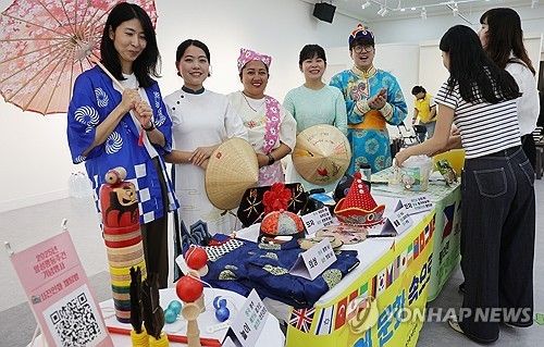 양성평등주간, 세계 문화 속으로