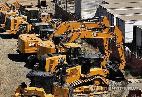 미국 중장비 제조사 캐터필라의 장비.