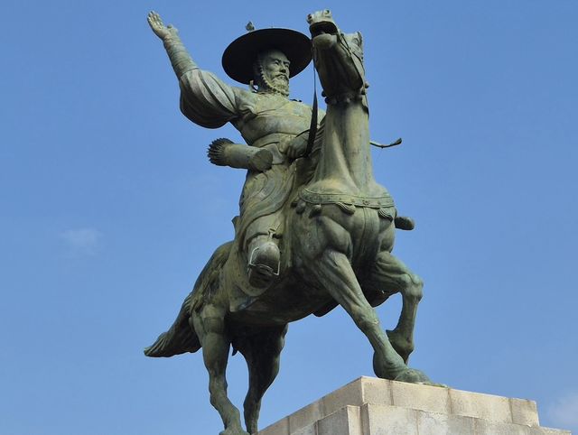 대구 망우당공원 곽재우 장군 동상