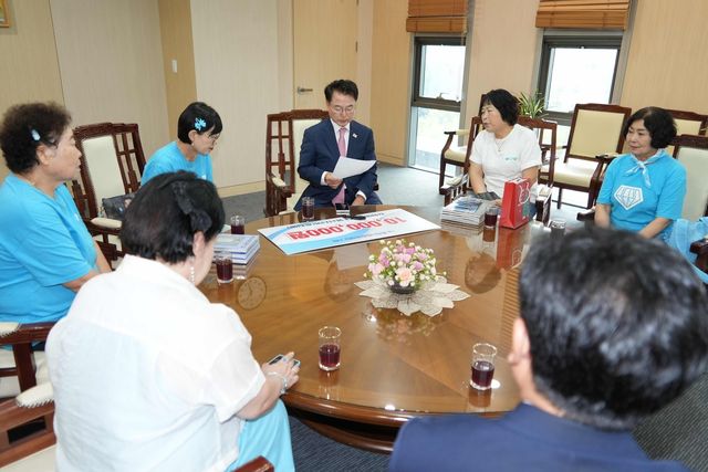 임영웅 팬클럽, 춘천시에 1천만원 기탁