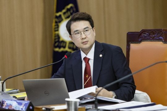 홍원표 예산군의원