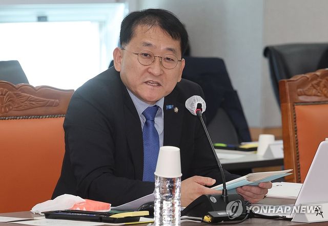 질의하는 차규근 의원