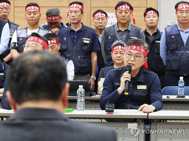 발언하는 이순창 경기도중부지역버스노조 위원장