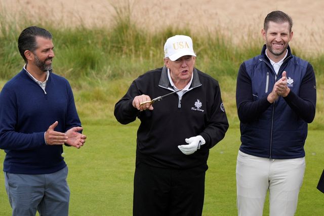 도널드 트럼프 미국 대통령과 두 아들 